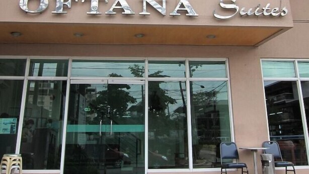 A building with a sign reading "OFTANA Suites". - Oftana Suites (Mandaue)