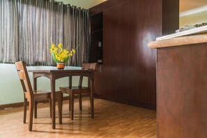 Dining - Oftana Suites (Mandaue)