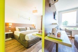 Room - Comfort Suites Universites Grenoble EST (Saint-Martin-d'Heres)