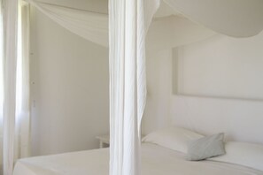 4 chambres, fer et planche à repasser, lit parapluie, Wi-Fi gratuit