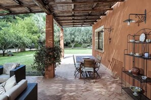 Outdoor dining - Relais Virginia & Pool, Full Resort, Marsala (Marsala)