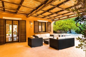 Terrace/patio - Relais Virginia & Pool, Full Resort, Marsala (Marsala)
