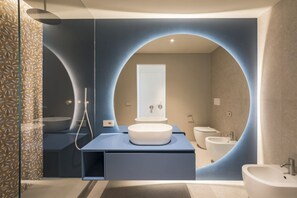 Shower, hair dryer, bidet, towels - Cala Theresia, Iris - Sea front apartment (Pachino)