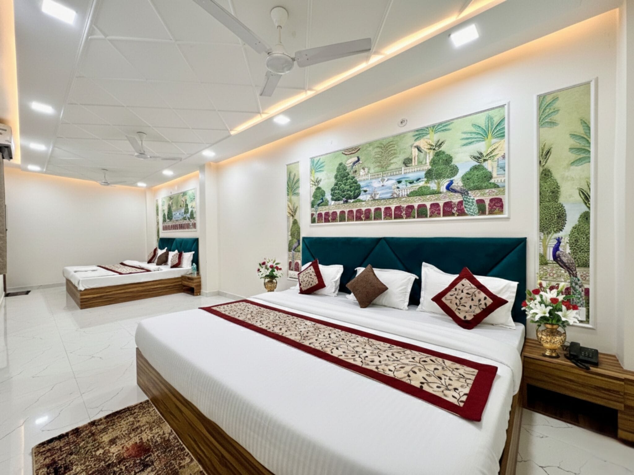 واي فاي مجانًا وملاءات أسرّة