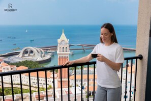 Appartement, balcon, vue plage | Enceinte de l’hébergement