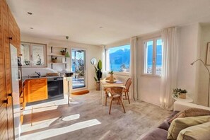 Living area - Brissago Lake View Gateway (Brissago)
