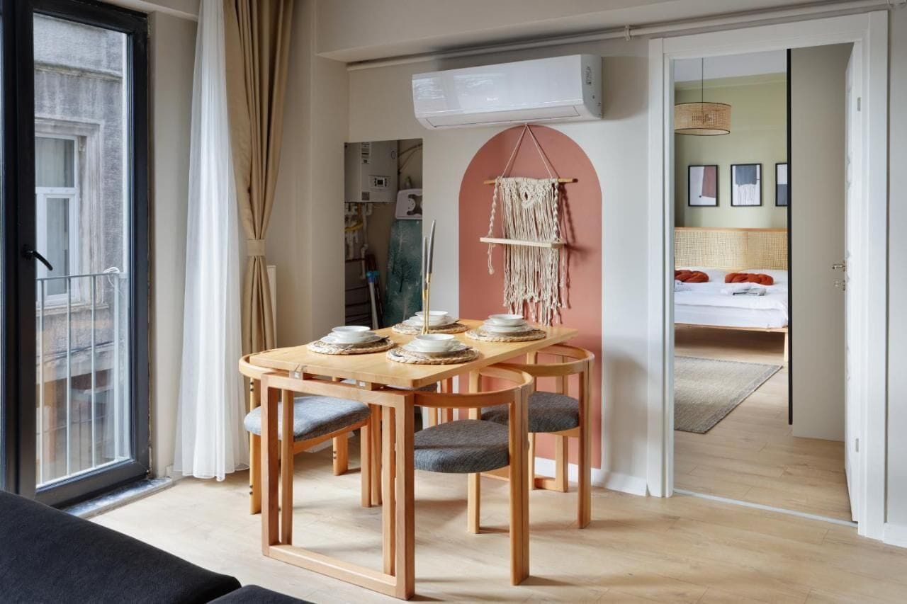 Superior-Apartment, Stadtblick | Speisen