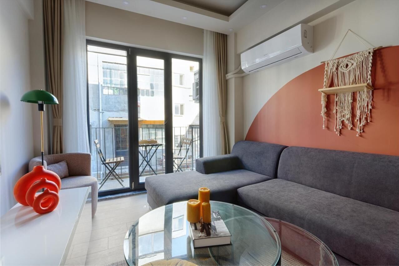 Televisor LCD de 40 polzades amb canals per satèl·lit 