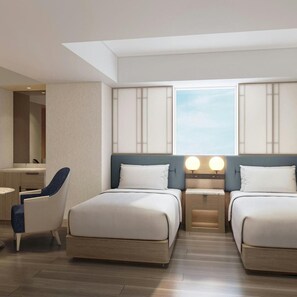 A hotel room with two beds, a desk, a chair, and a large window. - Hotel Crown Palais Kobe (Kobe)