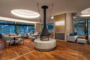 Dining - Hotel Crown Palais Kobe (Kobe)