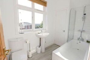 Hair dryer - Cosy One Bedroom Flat in Alexandra Park (Nottingham)