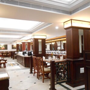 Dining - Fortune Hotel South Park, Trivandrum (Thiruvananthapuram)