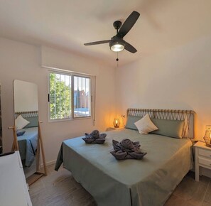 Strykejern/-brett, wi-fi og sengetøy