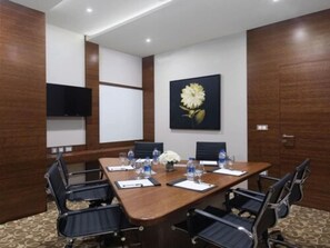 Meeting facility - Hycinth By Sparsa (Thiruvananthapuram)