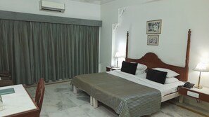 Room - Ram Pratap Palace (Udaipur)