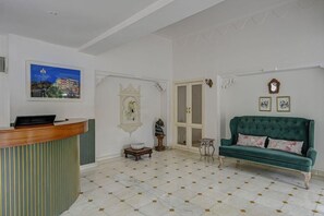 Lobby - Ram Pratap Palace (Udaipur)