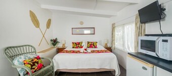 The Cooks Oasis Holiday Villas