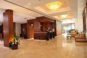 Lobby - No.18 (Kochi)