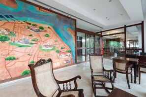 المنشأة من الداخل