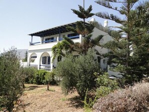 Exterior - Oasis (Paros)