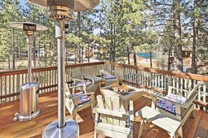 Outdoor dining - Lakeview With Lake Access + Private Dock! Ping Pong Table! Foosball! EV CHARGER! Firepit! Split Ductless A/C!! (Big Bear Lake)