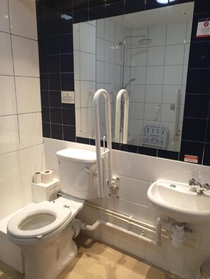 Bathroom - Premier INN Middlesbrough South Guisborough (Guisborough)