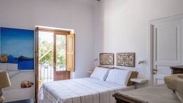 Classic Double Room, Balcony, Sea View | Free WiFi