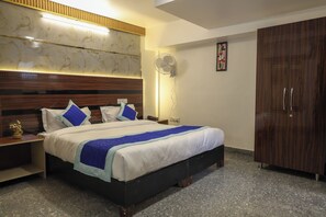 Habitación Deluxe doble | Escritorio, espacio para trabajar con un portátil, wifi gratis