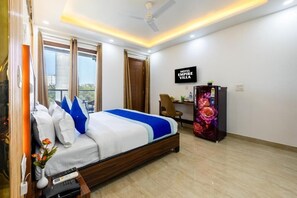 Kamar Quadruple Deluks | Meja kerja, ruang kerja ramah laptop, kedap suara, dan Wi-Fi gratis