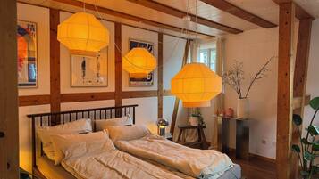 Acceso a internet y ropa de cama