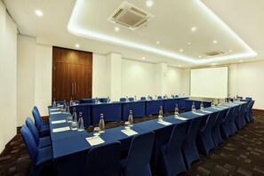 Meeting facility - Indies Hotel Bandung (Bandung)