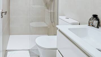 Hårtørrer, Sæbe, Shampoo, Toiletpapir