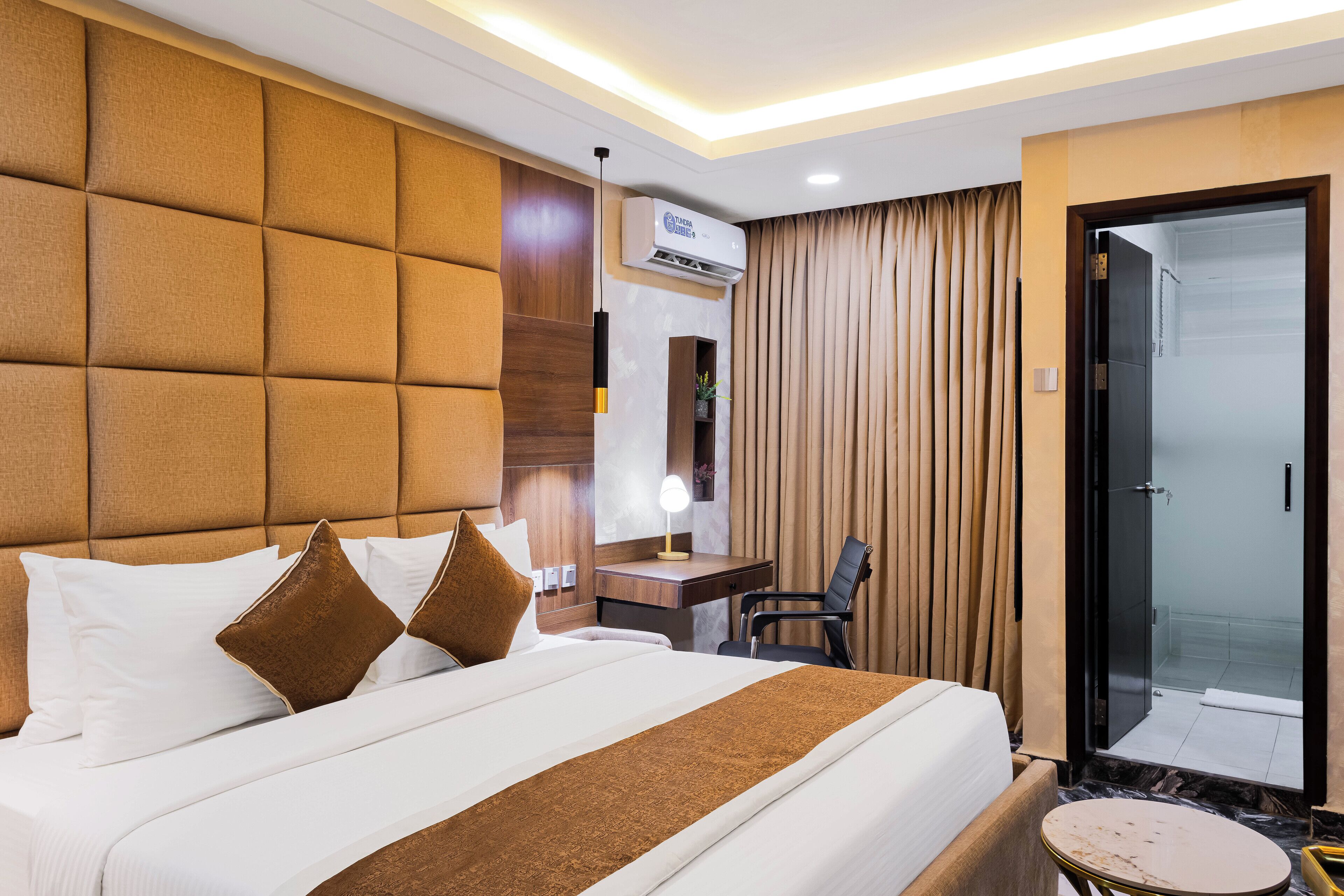 Klassieke kamer | Een bureau, een laptopwerkplek, gratis wifi