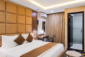 Classic Room | Desk, laptop workspace, free WiFi, bed sheets - BON Hotel Kabuwol (Ibadan)