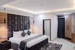 Executive Room, City View | Desk, laptop workspace, free WiFi - BON Hotel Kabuwol (Ibadan)