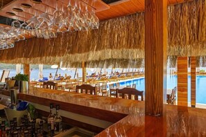 Bar (on property) - The Doria Yacht Club Kas Hotel (Kaş)