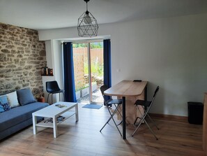 TV - Breton farmhouse, many hiking trails, with the Emerald Coast 1/2h away (Saint Glen)