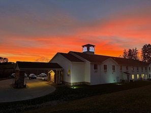 Exterior - Cobblestone Hotel & Suites -- Punxsutawney, PA (Punxsutawney)