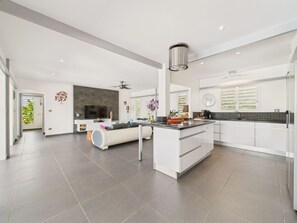Interior - Villa for 6 - Pool and sea view - Relax (Saint-François)