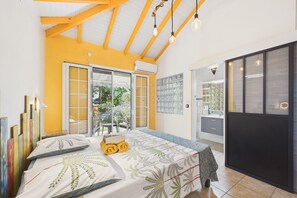 Iron/ironing board, free WiFi, bed sheets - Villa for 6 - Pool and relax (Saint-François)