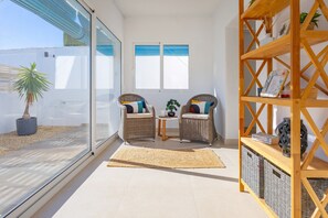 Interior - Villa Kuki - PlusHolidays (Calpe)