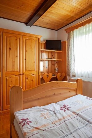 Economy Double Room, Garden View | Desk, blackout drapes, free WiFi