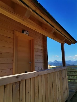 Cabaña clásica, vista a la montaña | Áreas de la propiedad
