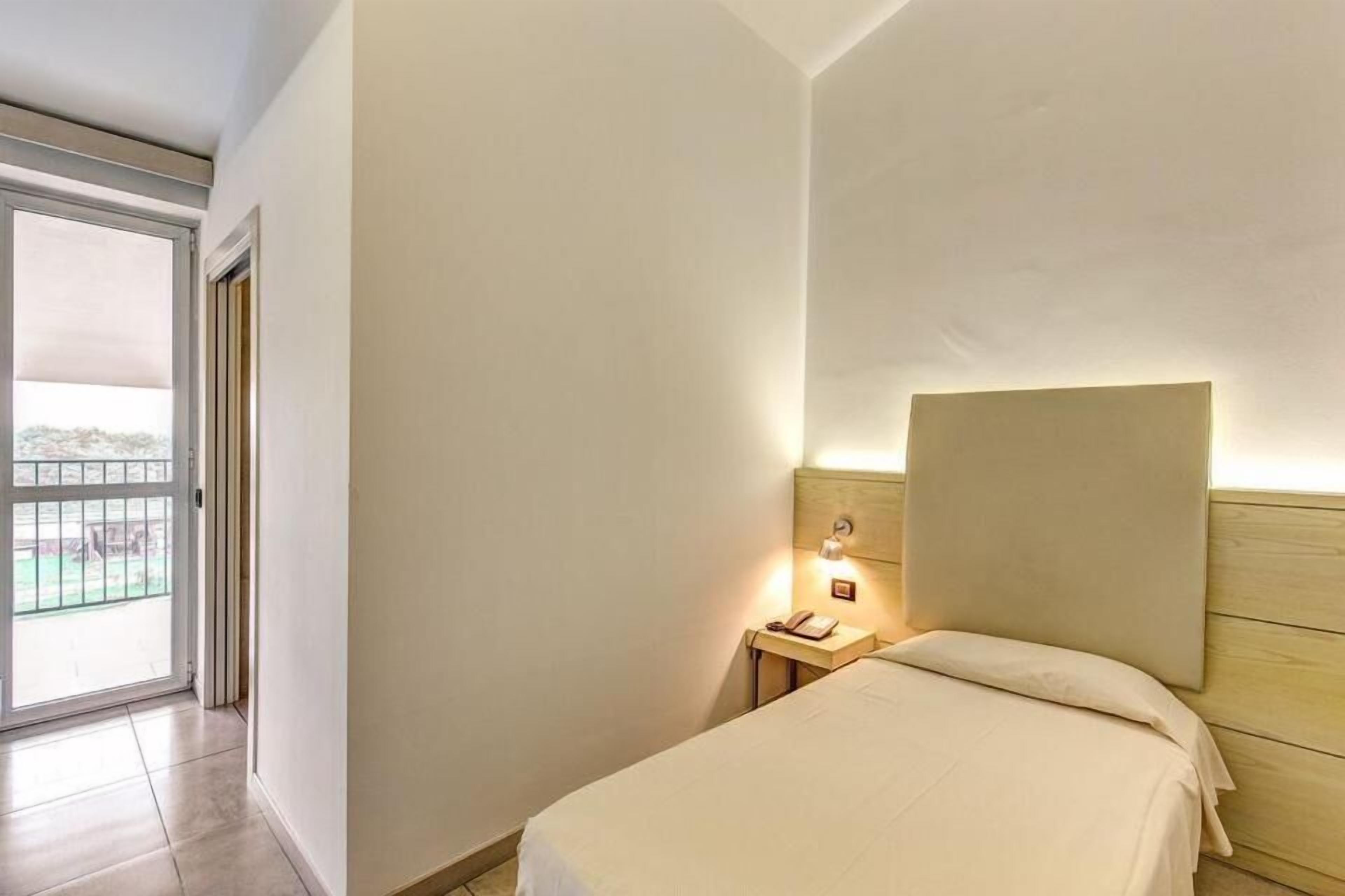 Caja de seguridad en la habitación y wifi gratis 