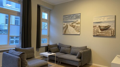 City center, gem, wifi, modern, quiet, dishwasher