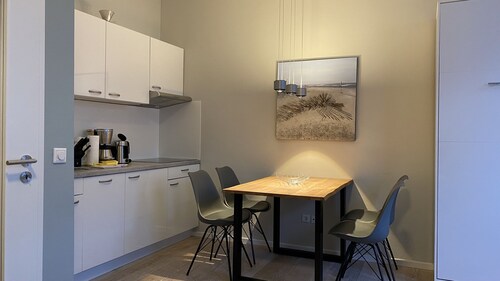 City center, gem, wifi, modern, quiet, dishwasher