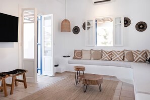 TV - Mykonos Pool House 9 shared pool - My Rental homes (Mykonos)