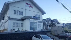 Exterior - Hotel Jojos (Nuwara Eliya)