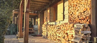 37 m2 apartment in RDC chalet with south-facing lake view