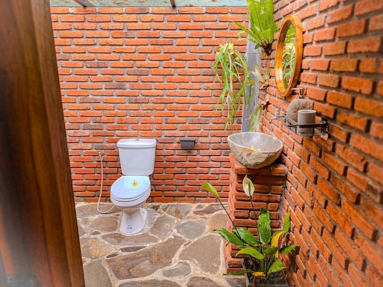 Deluxe Room, Balcony, Garden View | Bilik Mandi